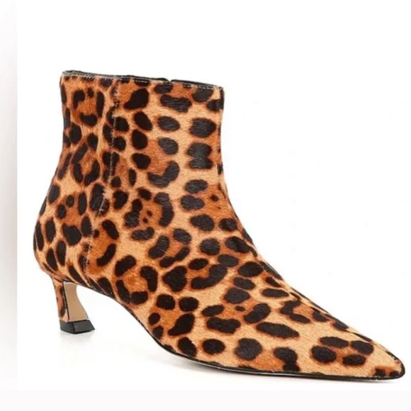 Gianni Bini Shoes - Gianni Bini Georgina leopard print calf hair kitten heel botties sz 6